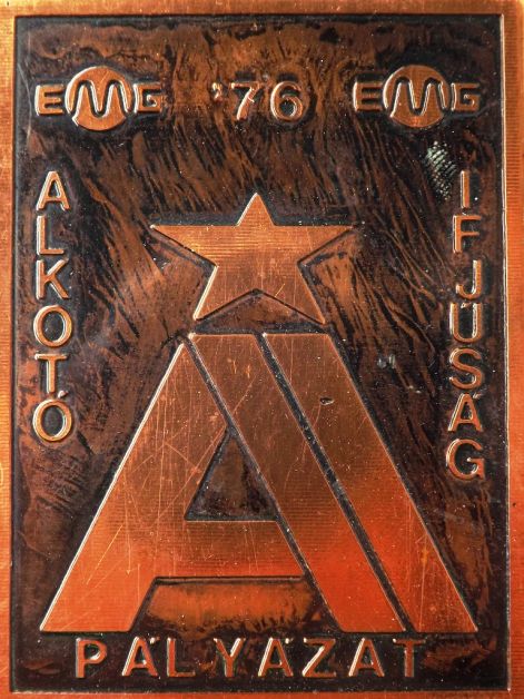 EMG ALKOTÓ IFJÚSÁG 1976